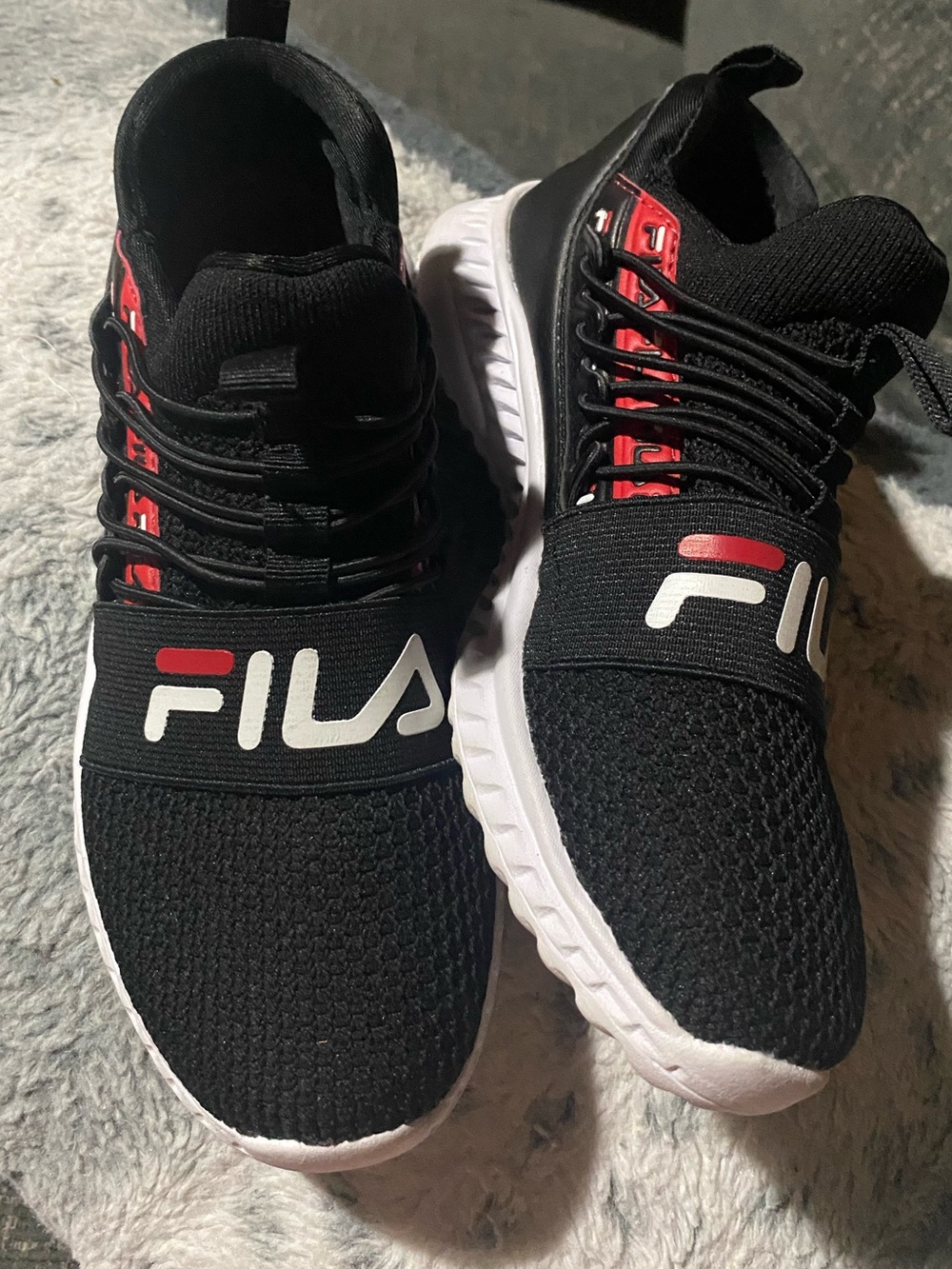 Fila Black Sneakers with White Sole and Red Accents size 2